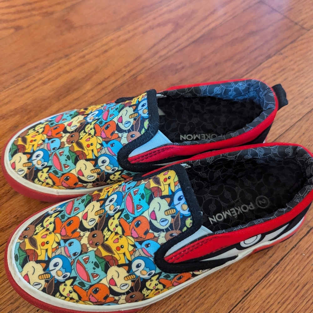 Pokémon shoes size 2